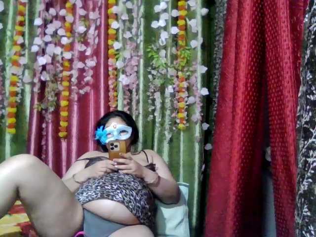 Naughtyladki's BongaCams show and profile