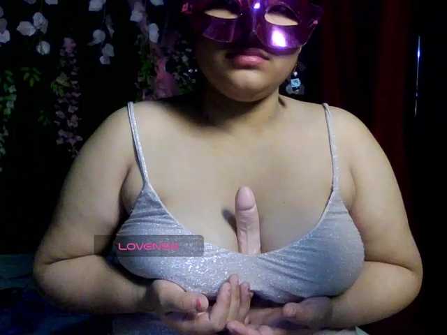 Naughtyladki webcam