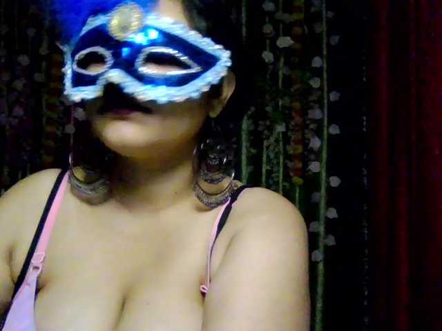 Naughtyladki's BongaCams show and profile
