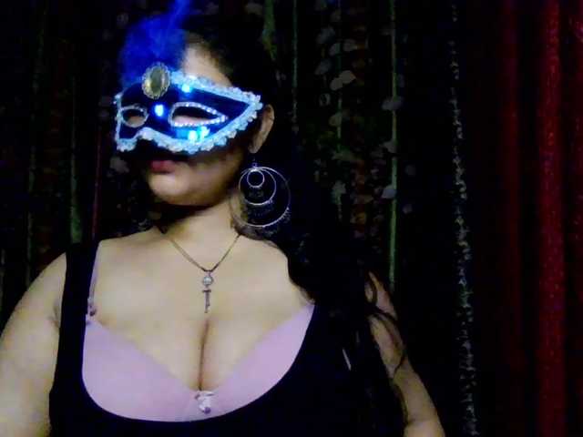 Naughtyladki's BongaCams show and profile