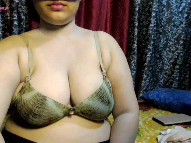 Naughtyladki webcam