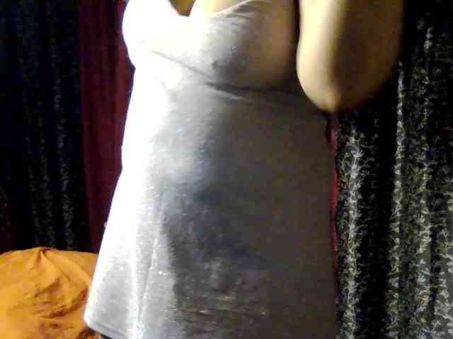 Naughtyladki webcam