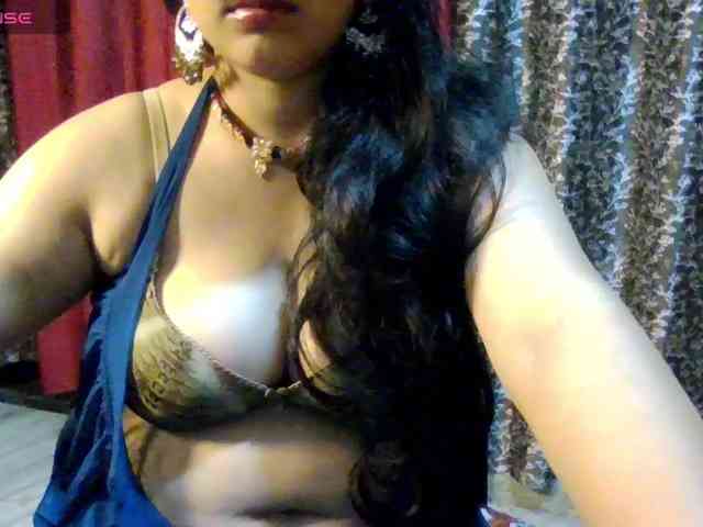 Naughtyladki webcam