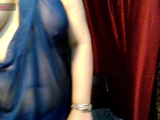 Naughtyladki webcam