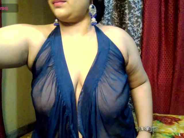 Naughtyladki webcam