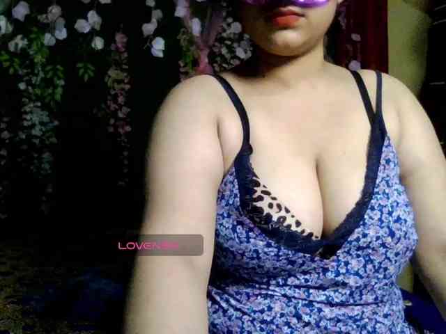 Naughtyladki webcam