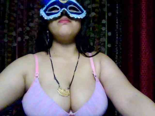 Naughtyladki webcam