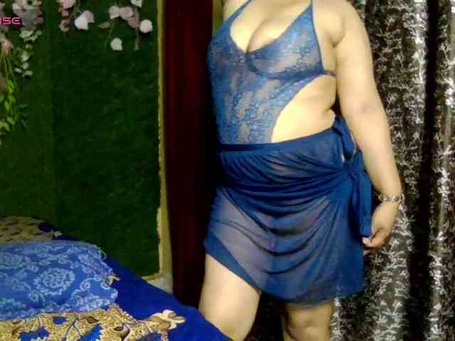 Naughtyladki webcam