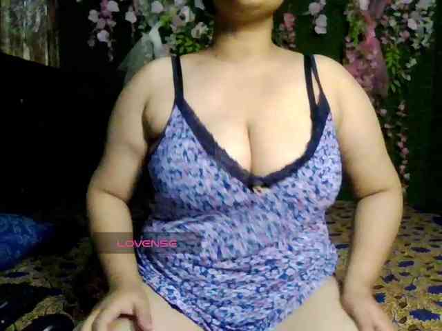 Naughtyladki webcam