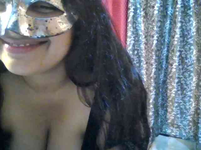 Naughtyladki webcam