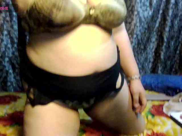 Naughtyladki webcam