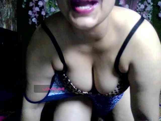Naughtyladki webcam