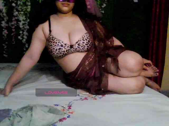 Naughtyladki webcam