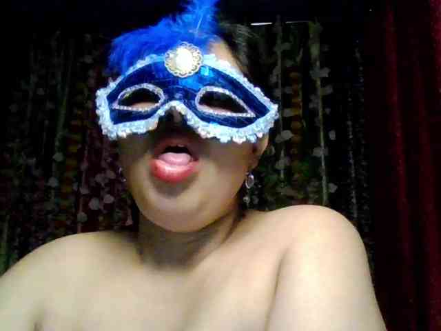 Naughtyladki Live Webcam on BongaCams