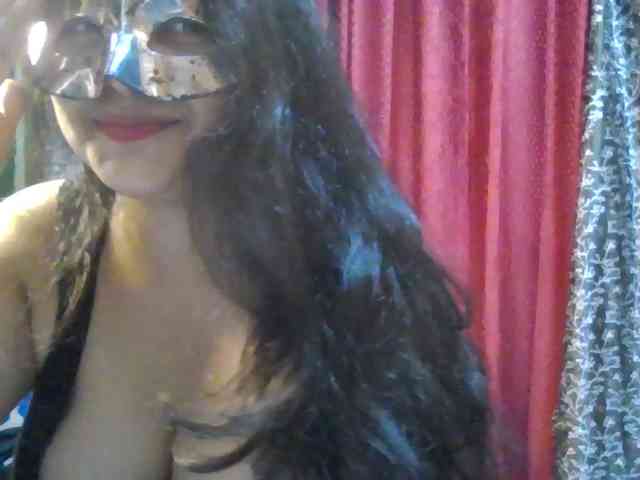 Naughtyladki webcam