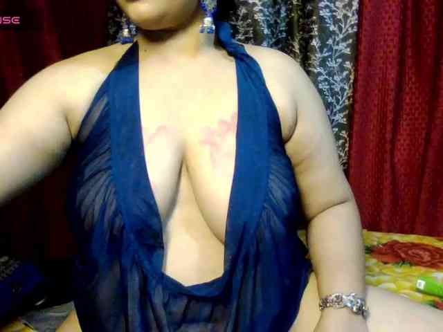 Naughtyladki webcam