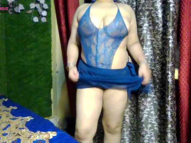 Naughtyladki webcam