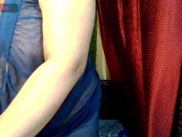 Naughtyladki webcam