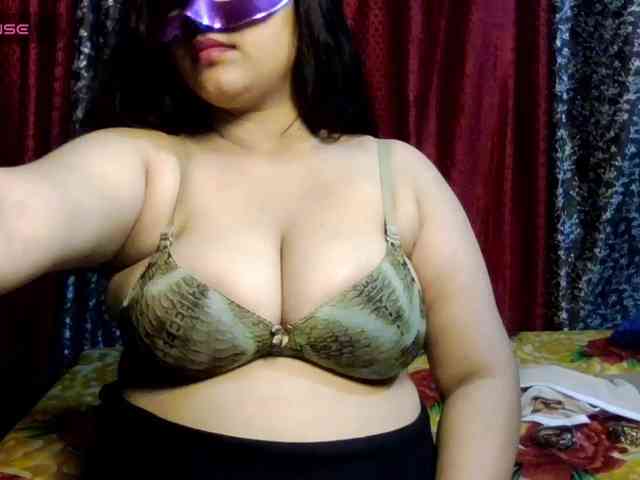 Naughtyladki webcam
