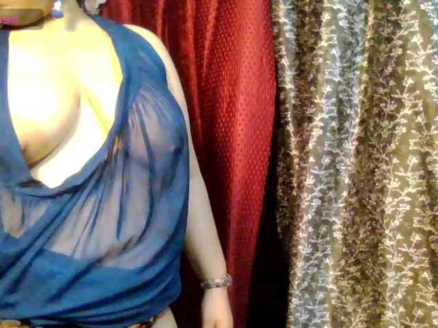 Naughtyladki webcam
