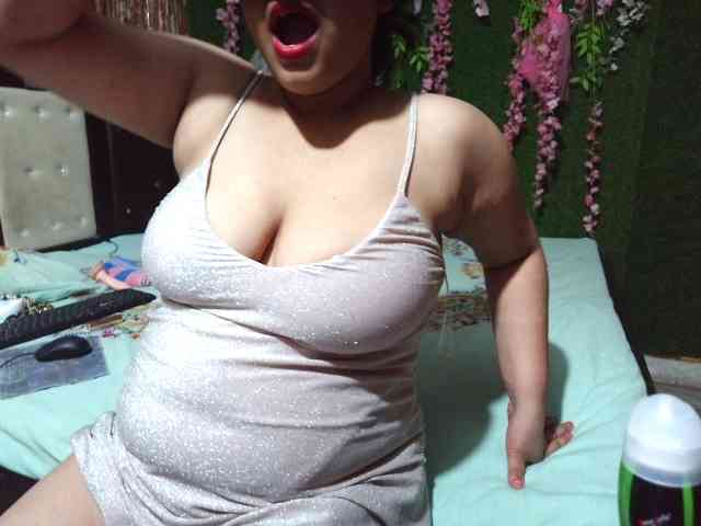 Naughtyladki webcam