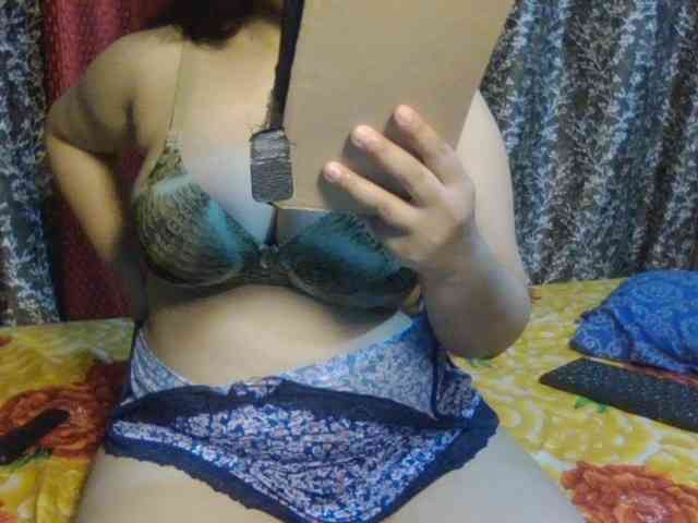 Naughtyladki webcam