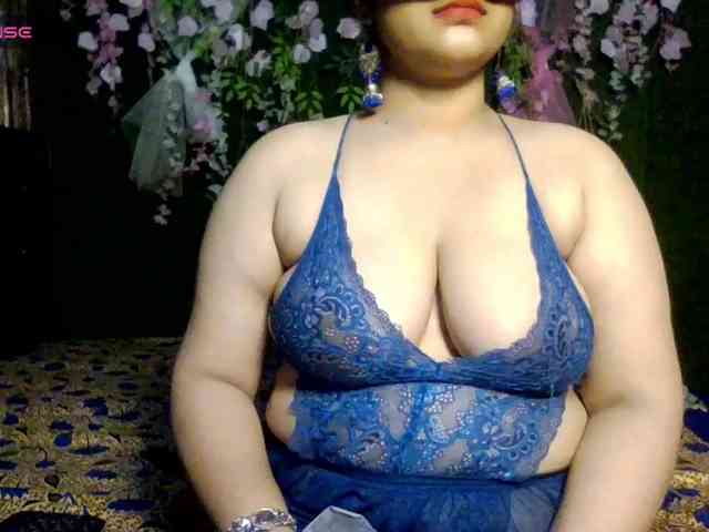 Naughtyladki webcam