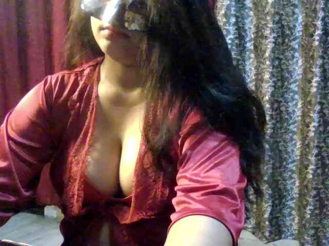 Naughtyladki webcam
