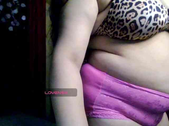 Naughtyladki webcam