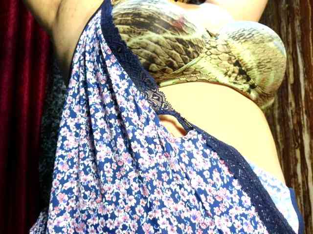 Naughtyladki webcam