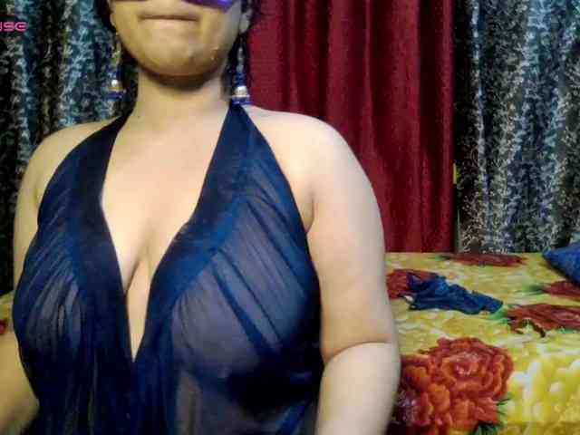 Naughtyladki webcam