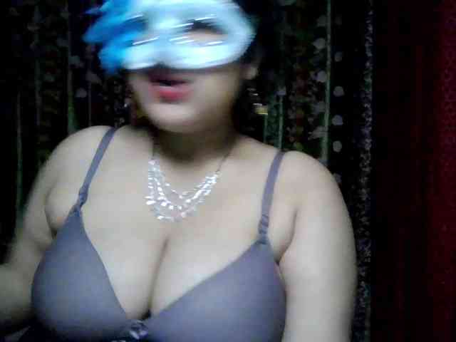 Naughtyladki webcam