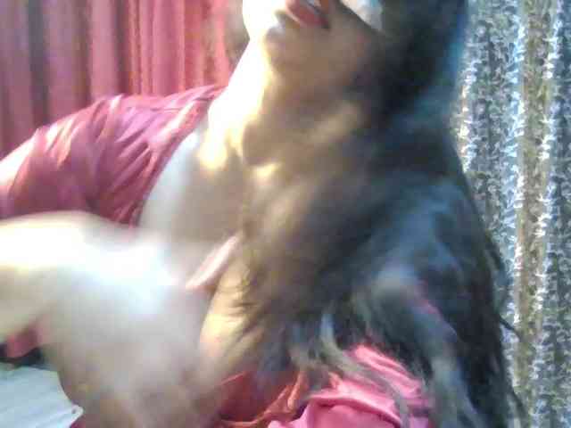 Naughtyladki webcam