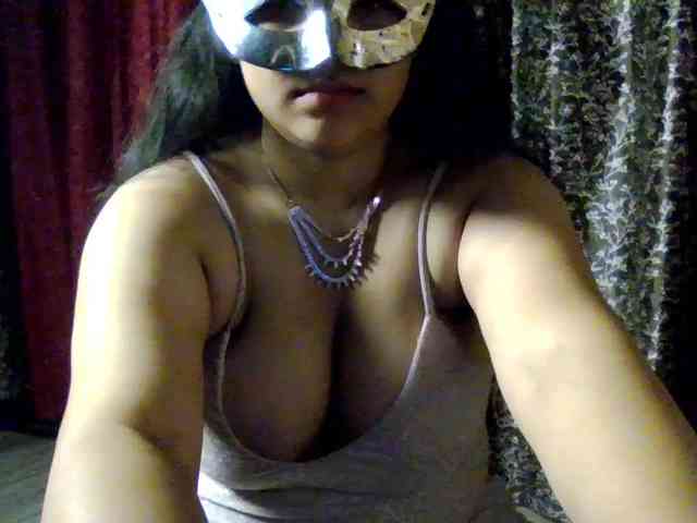 Naughtyladki webcam