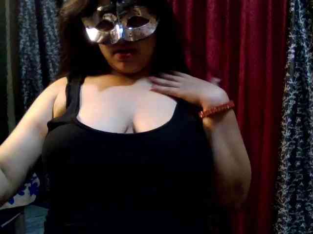 Naughtyladki webcam
