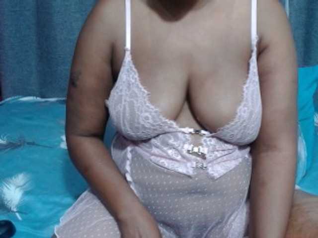 vicky94x's BongaCams show and profile