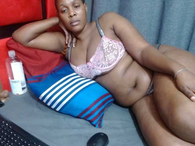 vicky94x's BongaCams show and profile