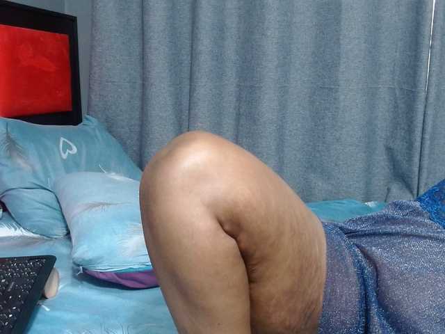 vicky94x's BongaCams show and profile