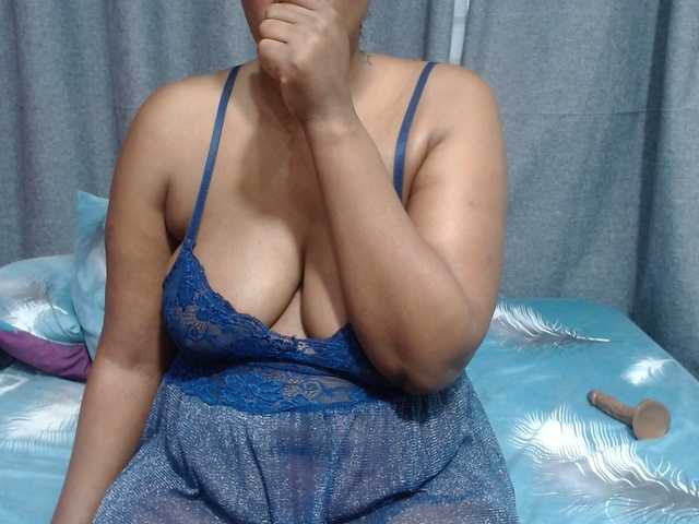 vicky94x's BongaCams show and profile