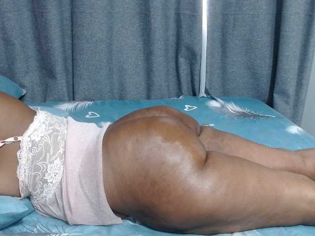 vicky94x's BongaCams show and profile