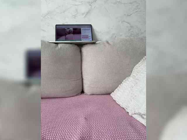 VALERIALEXI webcam