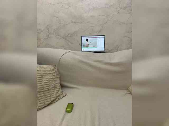 VALERIALEXI webcam