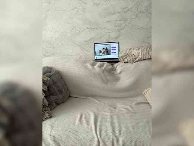 VALERIALEXI webcam