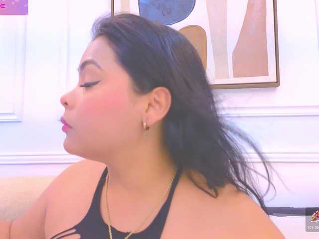 Daisy-Price's BongaCams show and profile