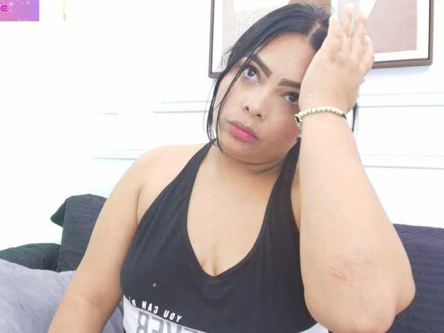 Daisy-Price's BongaCams show and profile