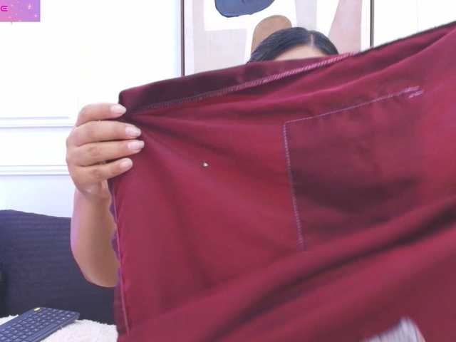 Daisy-Price's BongaCams show and profile