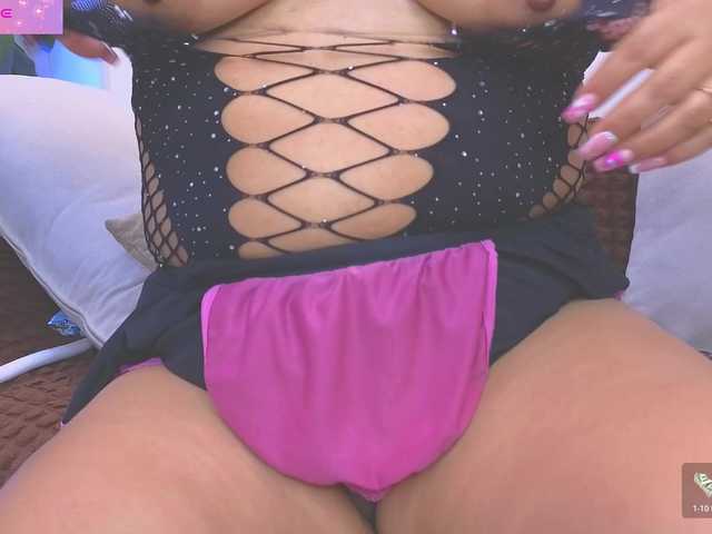 Daisy-Price's BongaCams show and profile