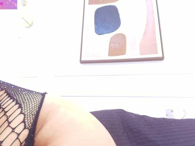 Daisy-Price's BongaCams show and profile