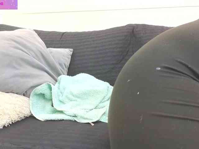 Daisy-Price Live Webcam on BongaCams