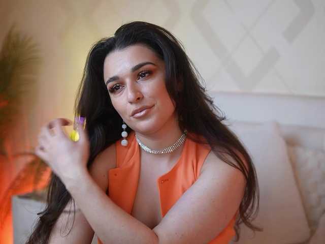 EmmaDallas's BongaCams show and profile